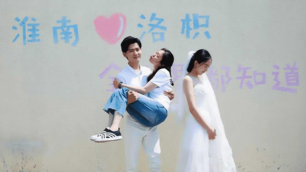 杨紫:我92年,迪丽热巴:我也是!离开滤镜后:差距绝不止一两岁