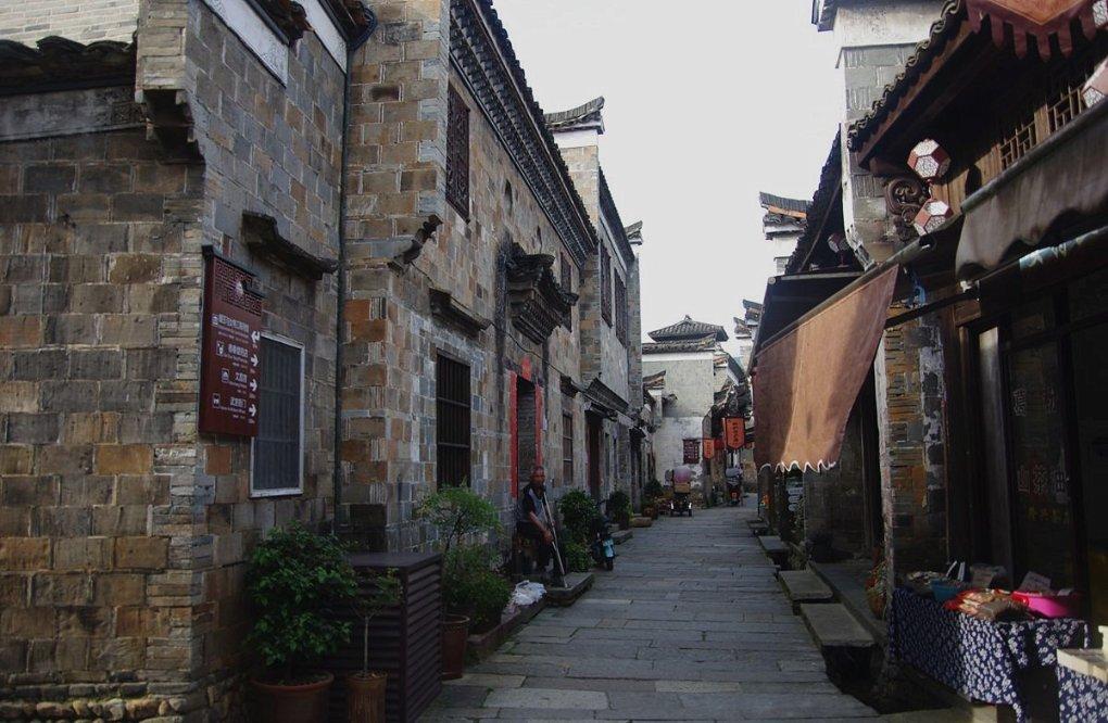 郭若来:小说《狡猾的杨滨刚》(节选)